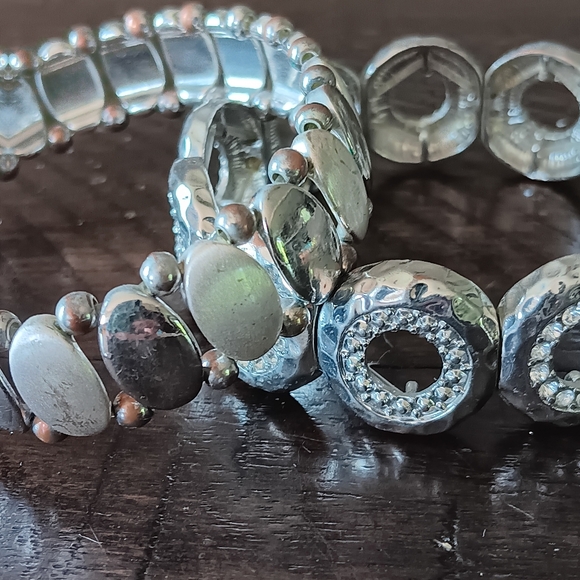 Set of 2 Chicos Bracelets - Picture 2 of 3